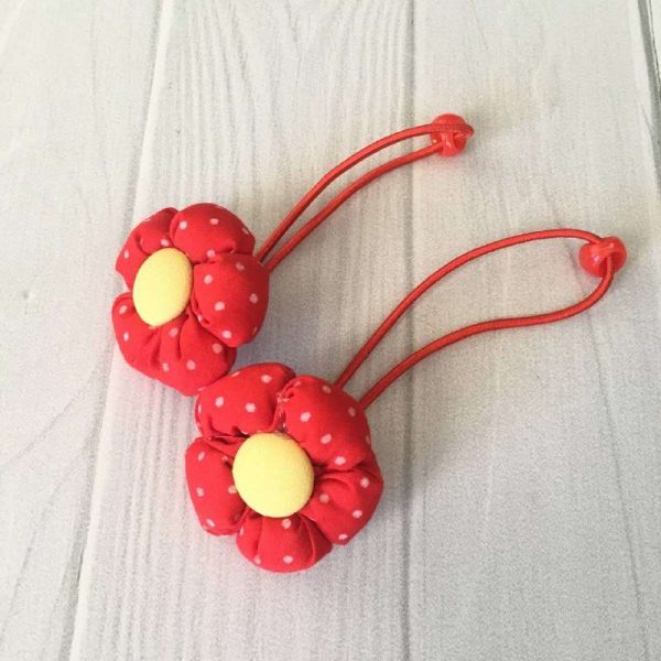 Colitas Rojas con Punticos