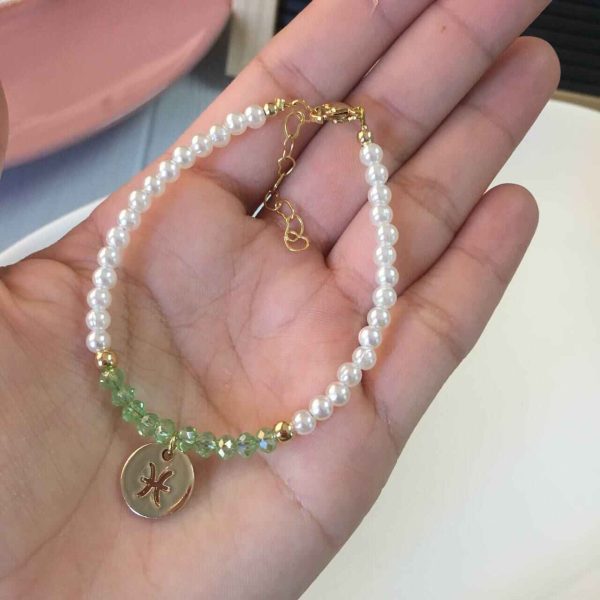 Pulsera de Perlas con Dije de Signo Zodiacal Piscis