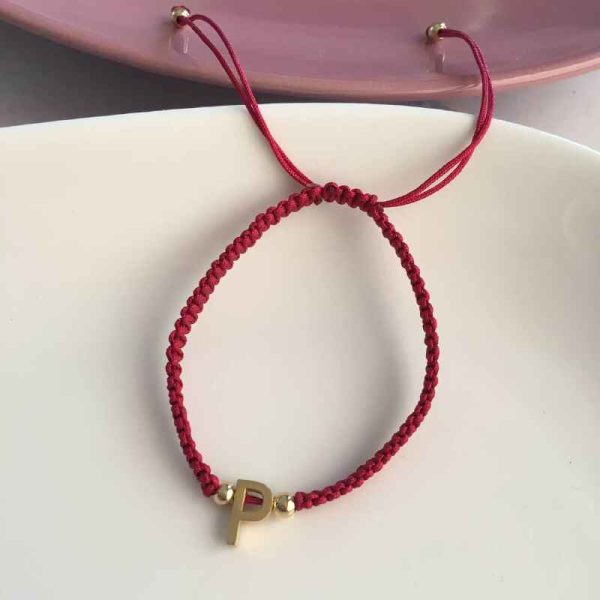 Pulsera Vinotinto Tejida con Inicial P