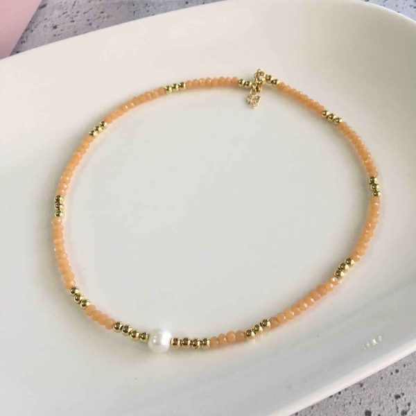 Gargantilla de Cristales Beige con Perla