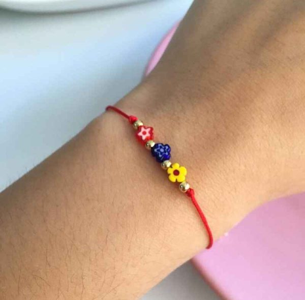 Pulsera Ajustable con Flores Tricolor