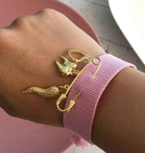 Pulsera Ajustable Rosada con Dijes