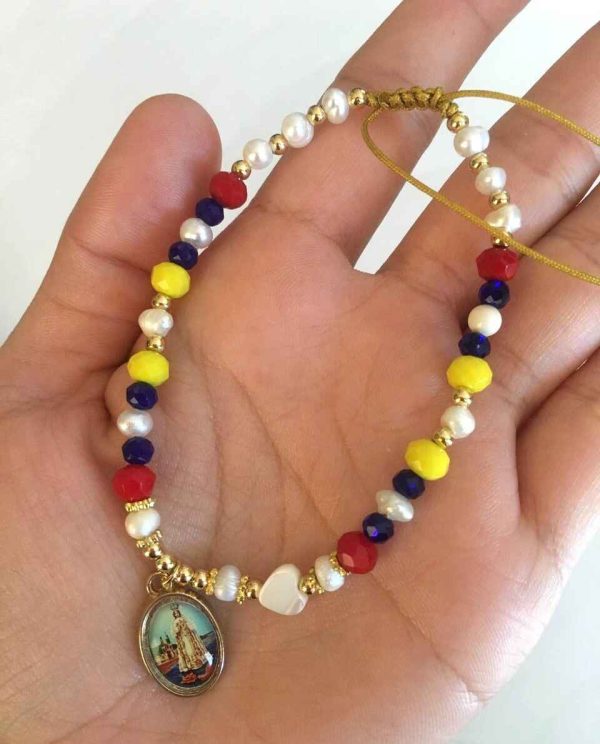 Pulsera de Cristales con Perlas y Virgen del Valle