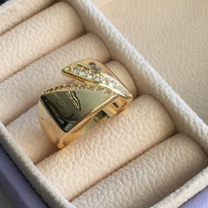 Anillo Gold con Circones