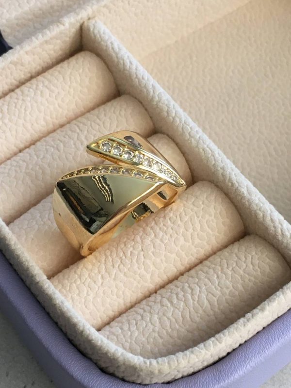 Anillo Gold con Circones